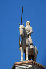 Equestrian statue of Cansignorio della Scala, Tomb of Cansignorio della Scala, work by Bonino da Campione, Scaliger Tombs in Verona, Italy