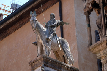 Obraz premium Scaliger tombs, a group of five gothic funerary monuments celebrating the Scaliger family in Verona, Italy