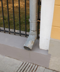 Obraz premium Pipe to drain water from the roof