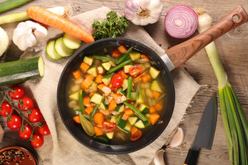 minestrone, vegetable and soup