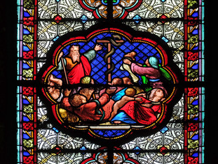 Exposition of the brass serpent in the desert, prefiguration of the Crucifixion, stained glass...