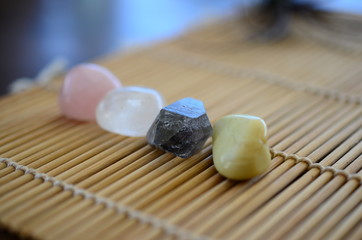 4 Piece Positivity Crystals. Healing Crystal Bundle: Rose Quartz, TIbetan Quartz Point, Serpentine, and Milky Quartz. Pastel Witch Alter kit, Bohemian decorations, pastel easter colored crystals