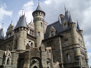 welcome to Russia Garibaldi castle near Togliatti