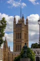 Parlament UK oraz samolot - obrazy, fototapety, plakaty