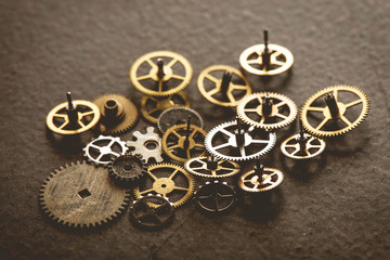 many parts of mechanical wristwatch