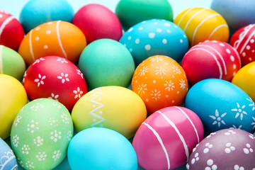 Fototapeta na wymiar Background of colorful easter eggs