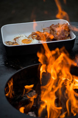 Speck auf dem Feuergrill