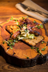 Gourmet Brotzeit mit Würstchen