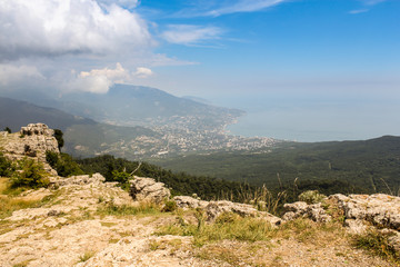Fototapeta na wymiar View of Yalta from Ai-Petri.