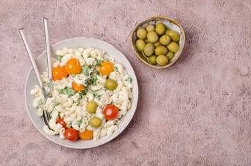 Traditional pasta with vegetables