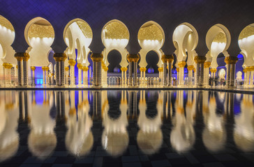 Night of Grand Mosque in Abu Dhabi