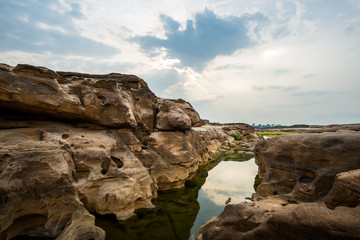 Fototapeta na wymiar Natural of Rock Canyon in Mekhong River in Ubon Ratchathani, Thailand