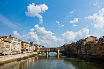 Ponte Vecchio bridge and architecture along river Arno in Florence, Tuscany, Italy