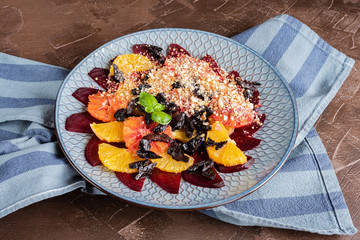 Salad of red orange, beet, orange.
