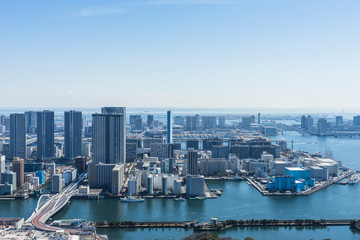 Naklejka premium 春の東京ベイエリアの風景 汐留から望む東京ベイエリア