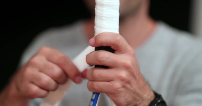 Changing tennis grip