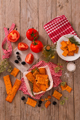 Tomato crackers.