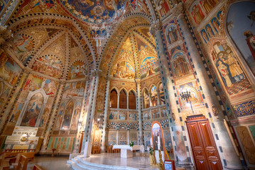 Fototapeta na wymiar Lecce, Puglia, Italy - Inside interior of the church Parish of St. Anthony of Fulgentius (Chiesa Sant Antonio a Fulgenzio). Amazing beautiful painted ceiling