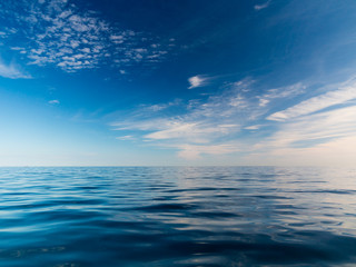 Obraz premium Seascape evening sea horizon and sky.