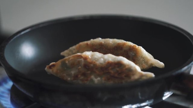Cooking Mandu Korean Food 