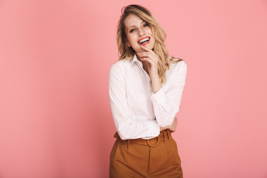 Portrait Of Cheerful Blond Woman 30s In Stylish Outfit Smiling And Looking At Camera