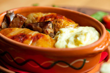 Cabbage rolls with mashed potatoes