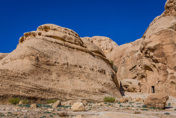 Fototapeta premium Rocks between Visitors Centre and Petra ancient town in Jordan