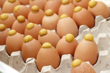 Grilled eggs is delicious in street food