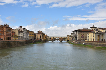 Fototapeta na wymiar Bridge of Firenze