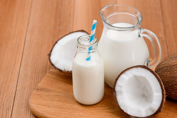 Obraz na płótnie Canvas Homemade coconut milk