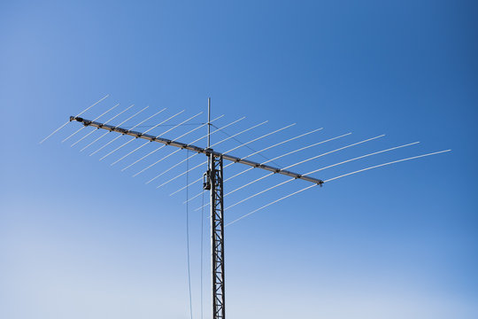 multi frequency Yagi antenna, blue sky background