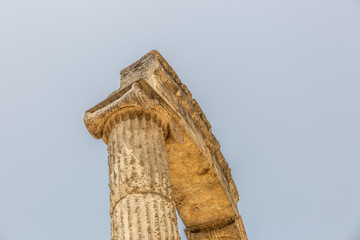 Ruins of large Greek columns well preserved in the Acropolis