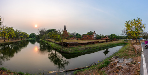 Fototapeta na wymiar Ancient Temple in Ayudhya, Thailand