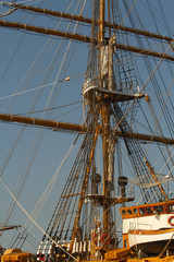 Obraz premium Details of the mast of the Italian ship Qmerigo Vespucci