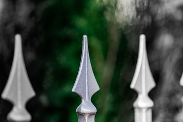 The new metal fence 