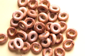 Small baked bagels snaks