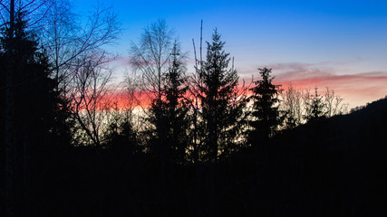 Fototapeta premium Spring Dusk Sunset in the Mountains