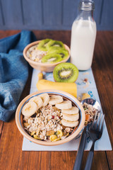 muesli with banana