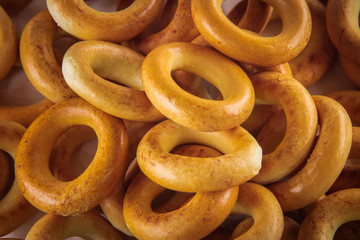 dry bread-ring texture