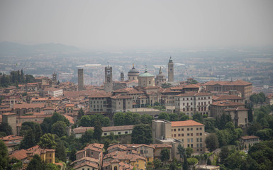 Fototapeta na wymiar Bergamo vista dll'alto