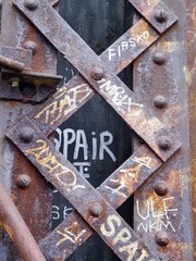 Metall mit Rost im Park auf dem Nordbahnhof