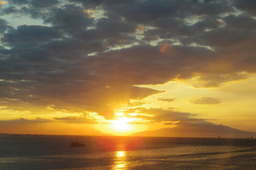 フィリピン　マニラ湾の夕日　サンセット