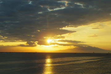 Naklejka premium フィリピン マニラ湾の夕日 サンセット