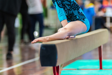 Artistic gymnastics 1 | exercise on the beam