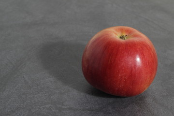 Very juicy red apples, full of vitamins.