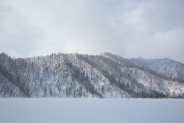 静寂のオコタンペ湖
