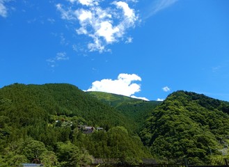 奥多摩湖周辺の景色