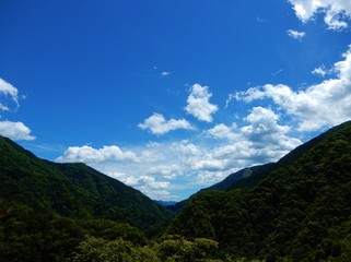 奥多摩湖周辺の景色