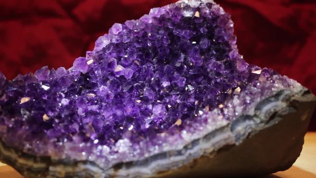 Purple Amethyst crystal macro close up 4