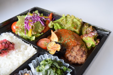 高級弁当　高級豚　ハンバーグ　焼肉　弁当